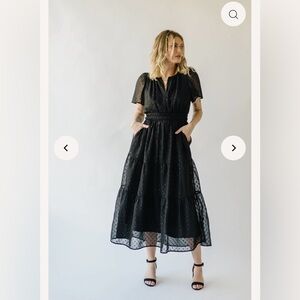 NWOT Piper and Scoot Tiered midi dress in black metallic